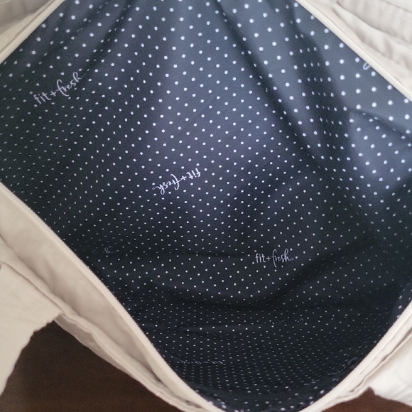 Fit & Fresh Quilted Tan Tote Bag with Insulated interior - Picture 8 of 12